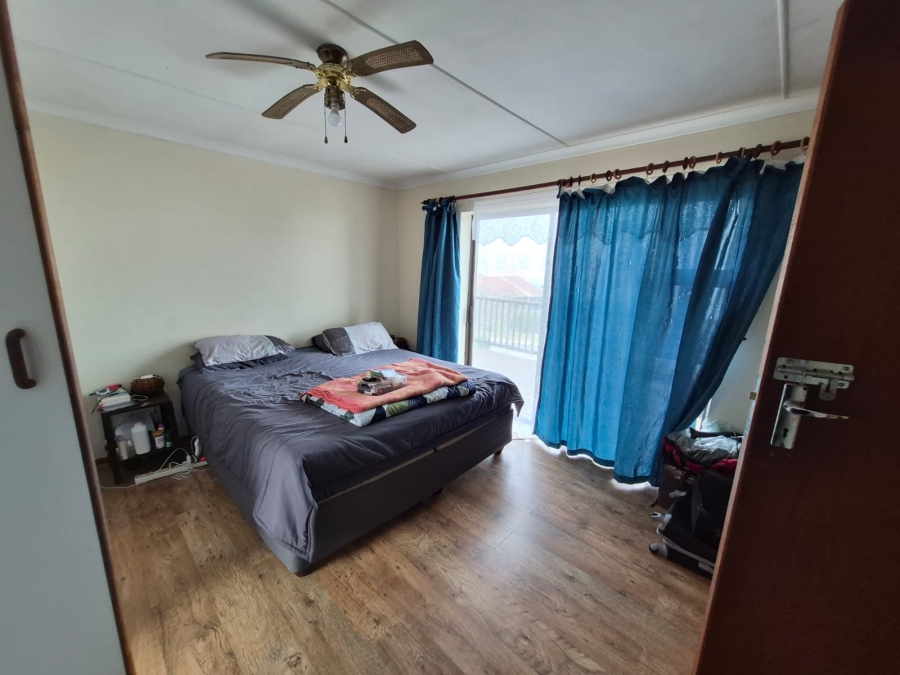 7 Bedroom Property for Sale in Dana Bay Western Cape